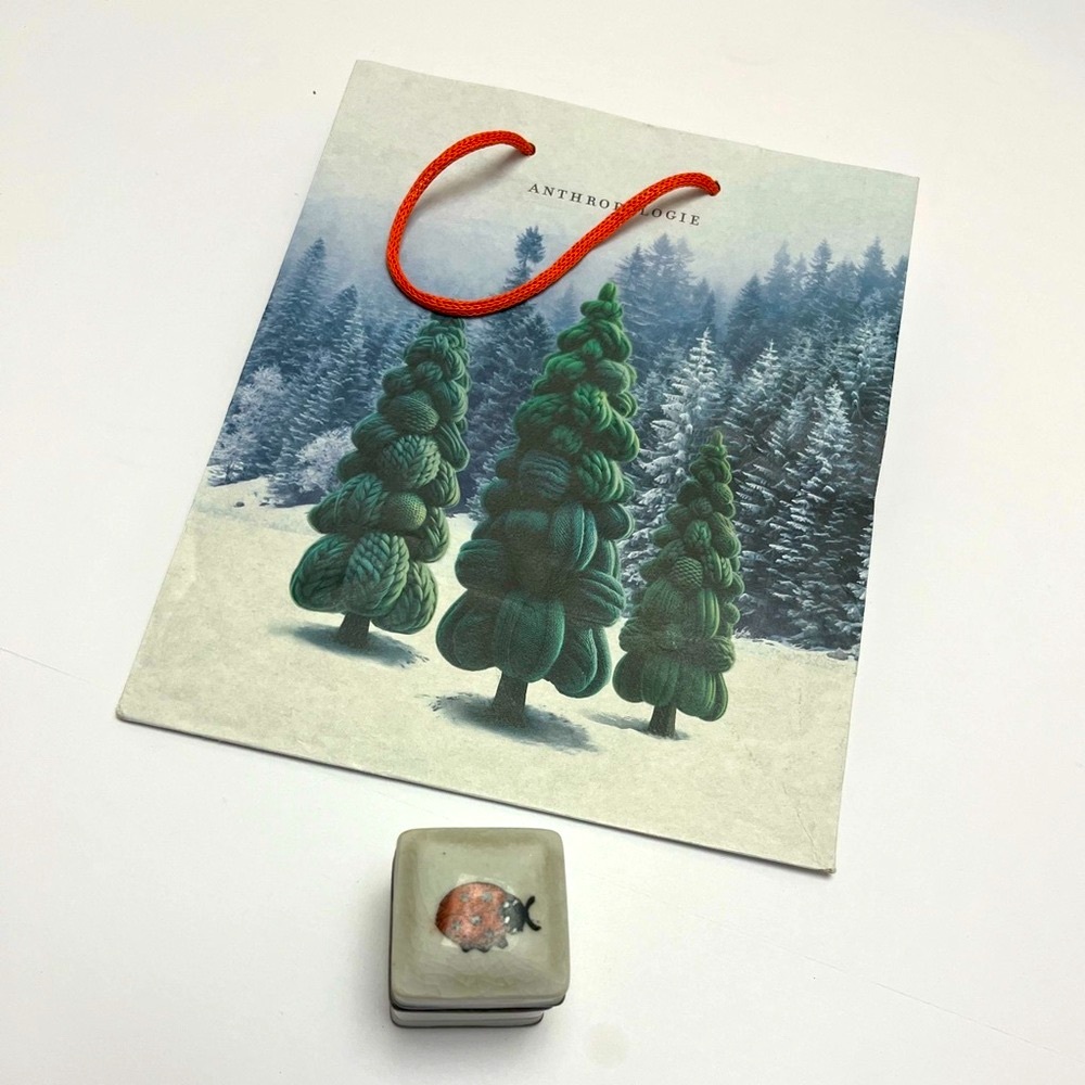 NWT ⚜️🐞⚜️ Anthropologie Porcelain Ladybug Trinket Square Jewellery Box